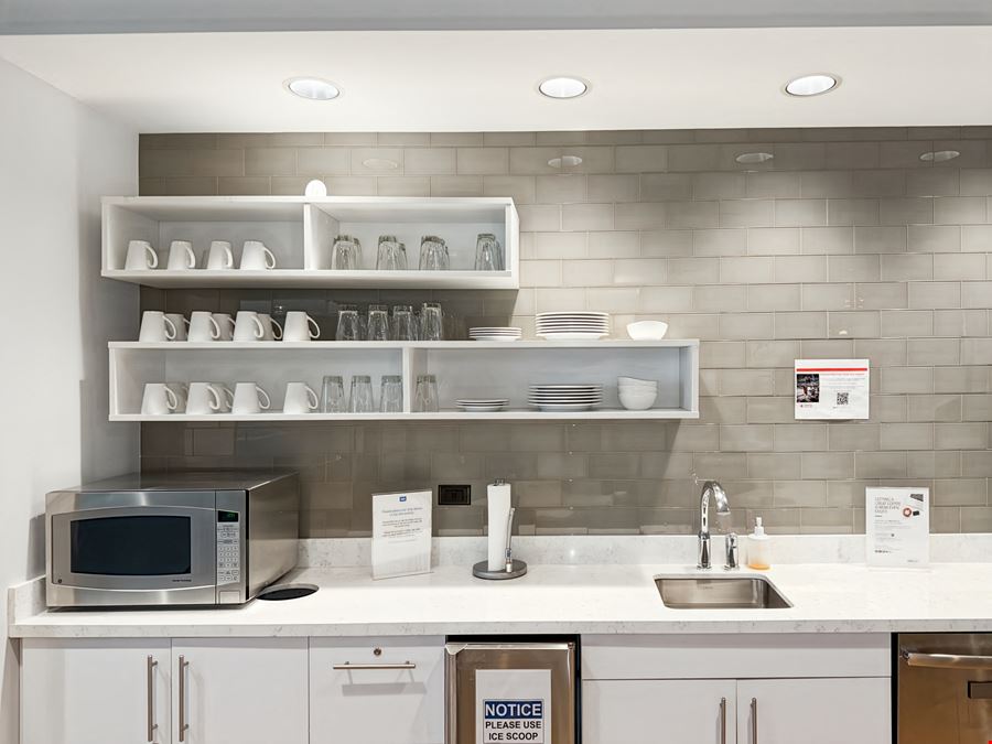 HQ - Atlanta North - Cumberland Riverwood Center