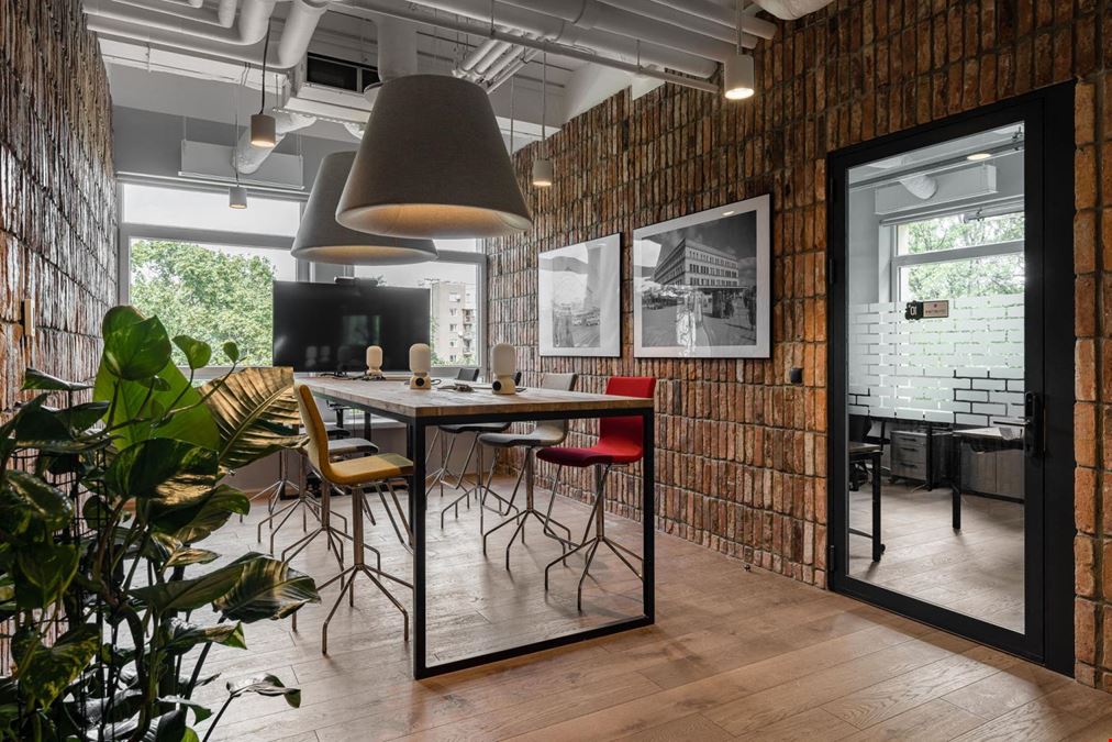 Brain Embassy Mlynarska