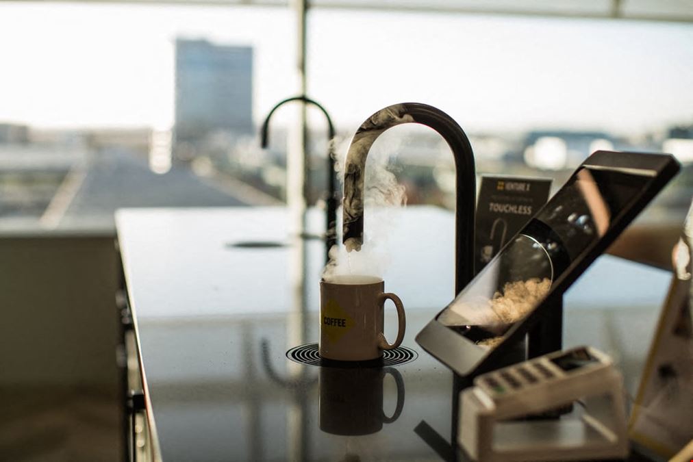 Venture X - Chiswick Park