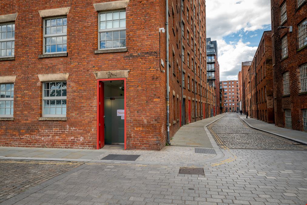 Generator - Royal Mills