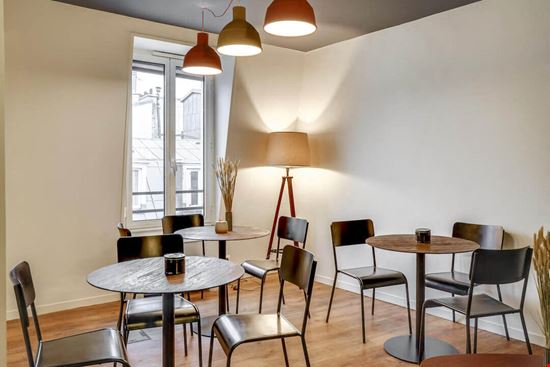 Preview of Deskeo - Neuilly - Graviers Office space for Rent in Paris