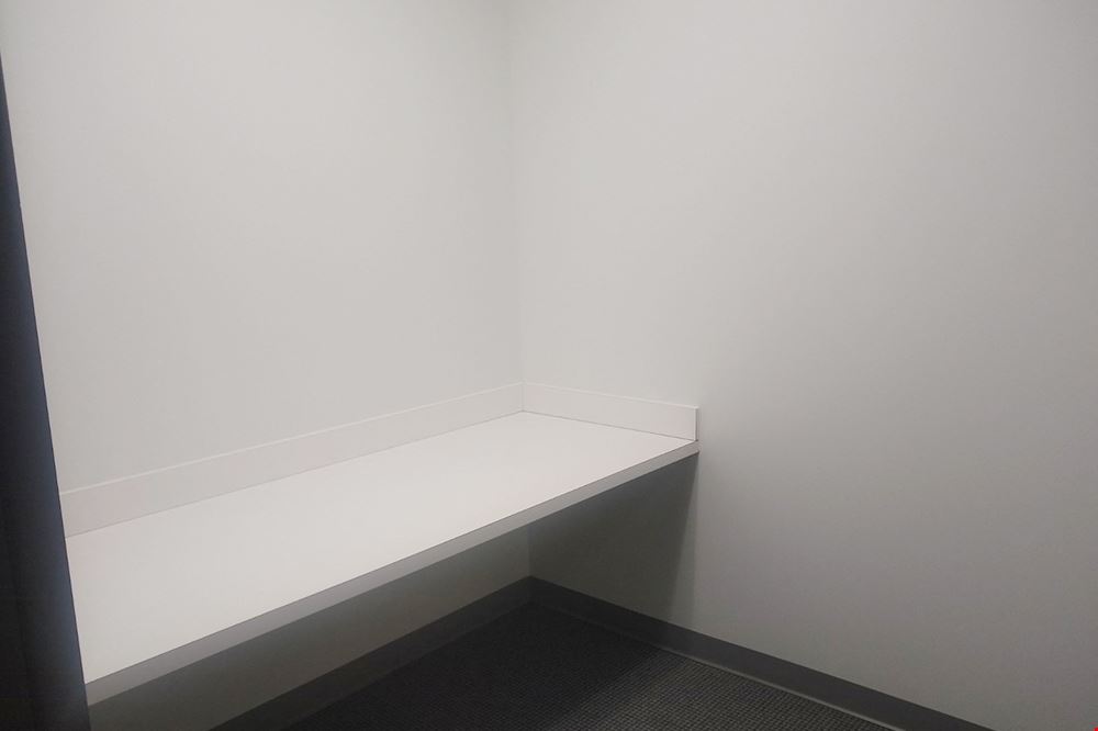 Workstyle Flexible Spaces - 6201 Bonhomme Road