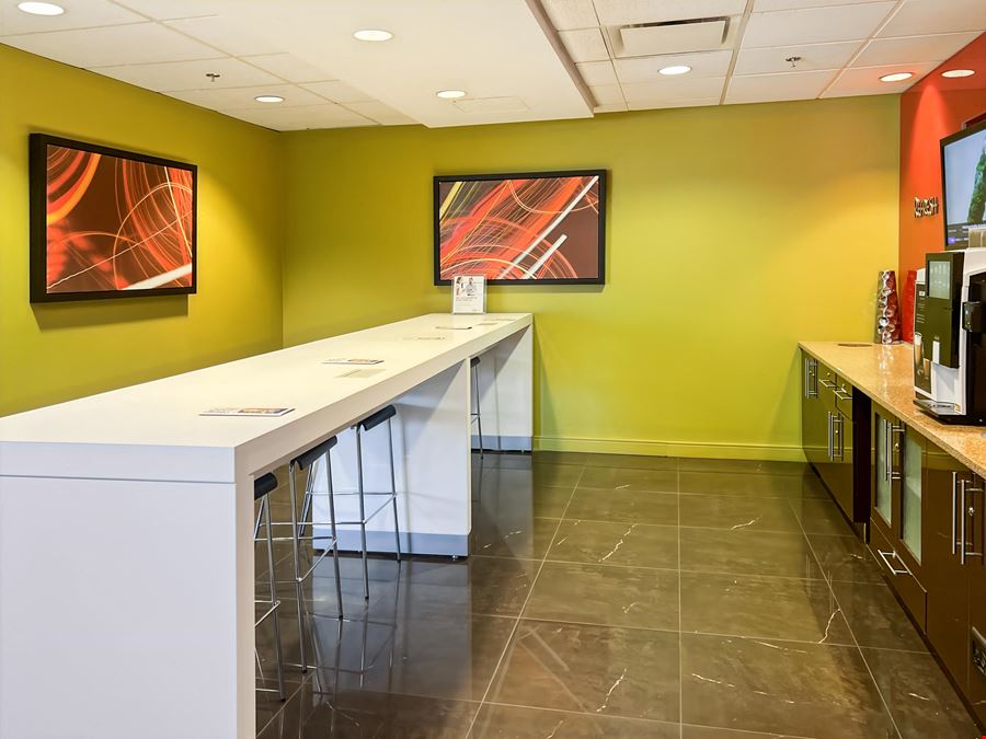 Regus - Kelowna - Landmark
