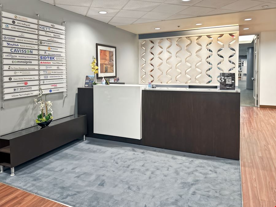 CA, Santa Clara - Techmart Center