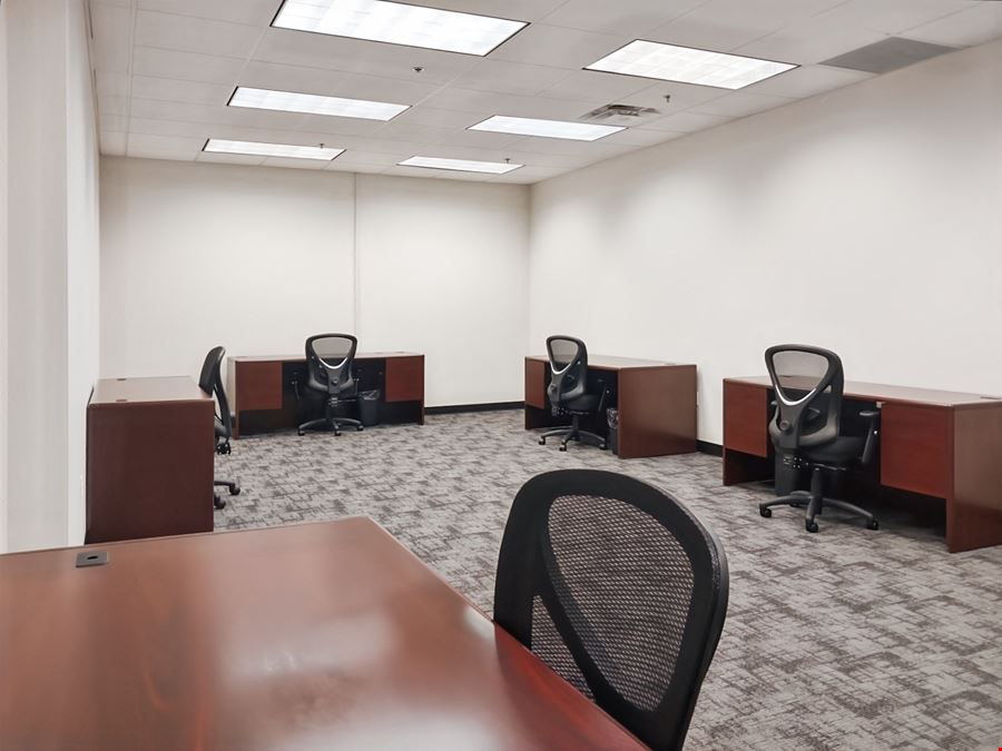Regus - Overland Park - Metcalf Avenue