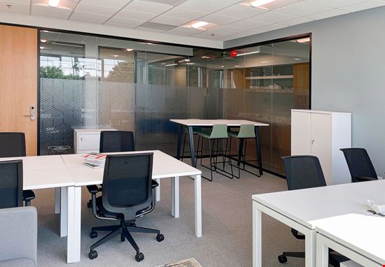 NC, Raleigh - Spaces Crabtree Terrace