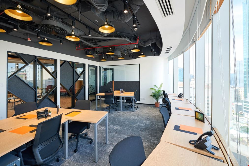 Compass Offices - Bitexco Financial Tower