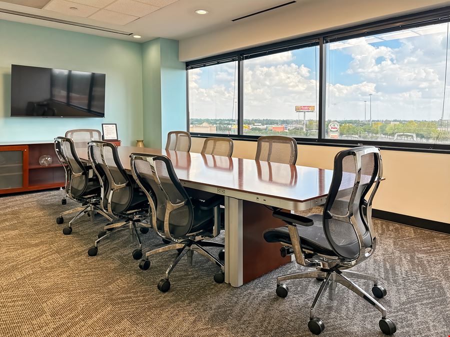 TX, Houston - Willowbrook