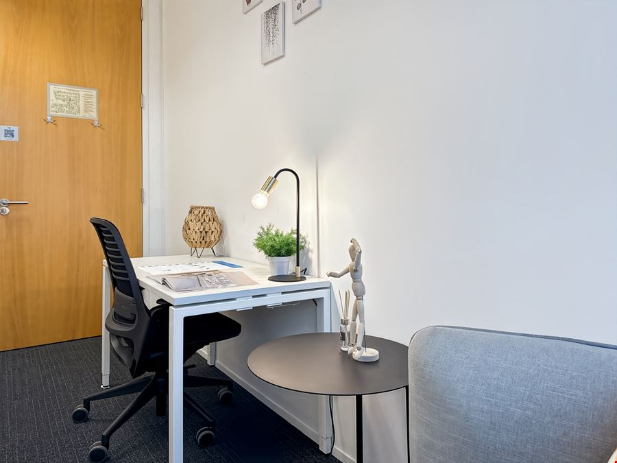 Regus - Cambourne
