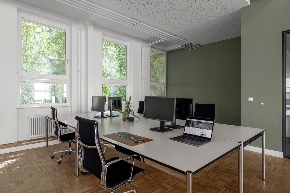 Office Club Schöneberg