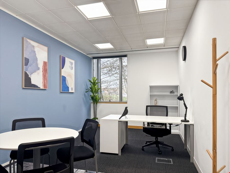 Regus - Cambourne