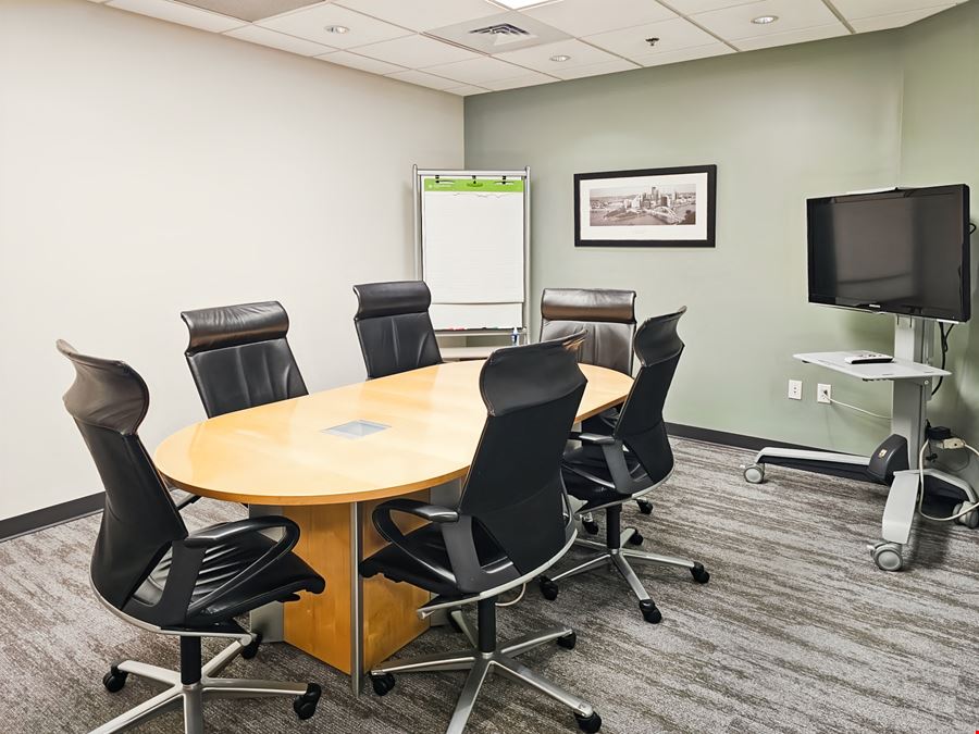 Regus - Burlington - The District