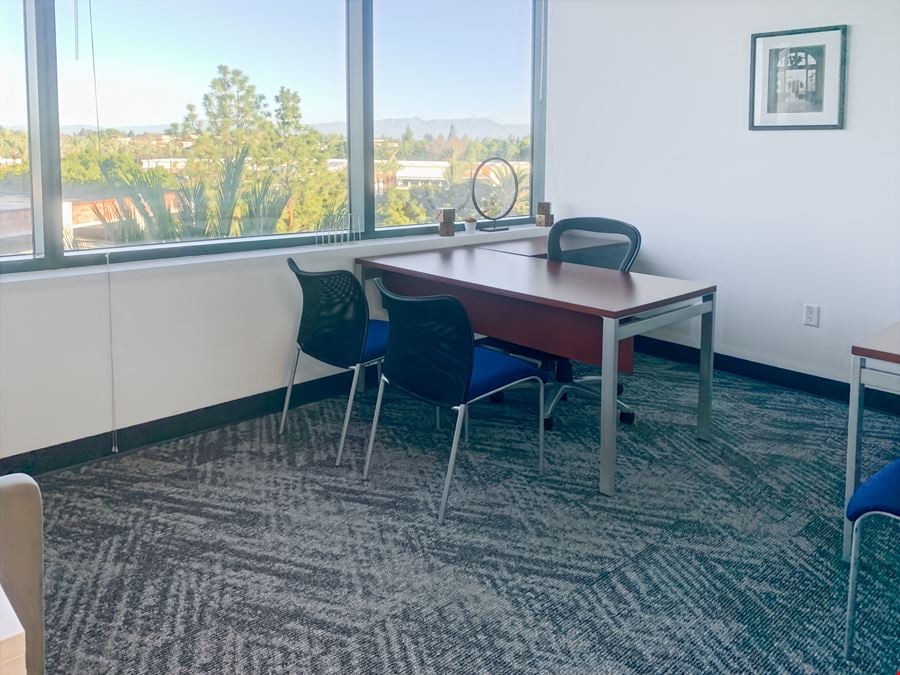 CA, Cerritos - Cerritos Towne Center