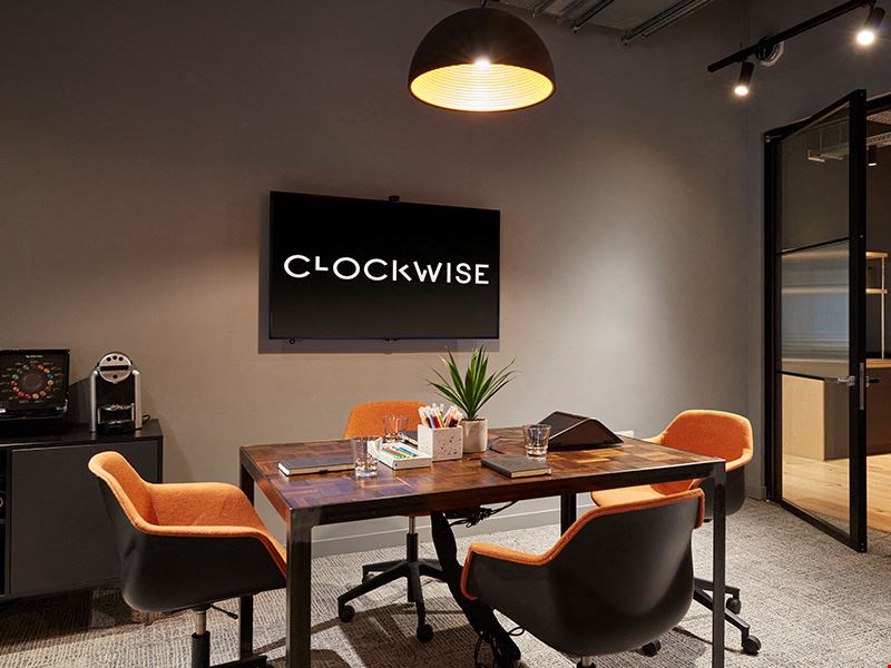 Clockwise - Cheltenham