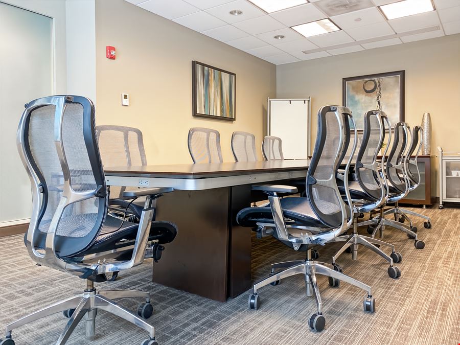 Regus - Glenview - Prairie Glen