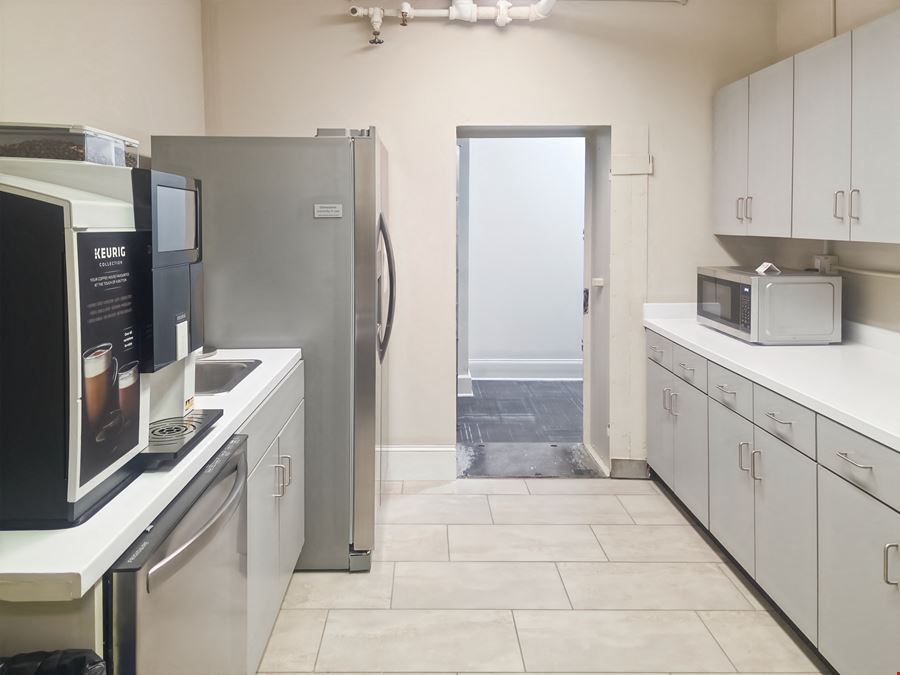 TN, Jackson - N Liberty St