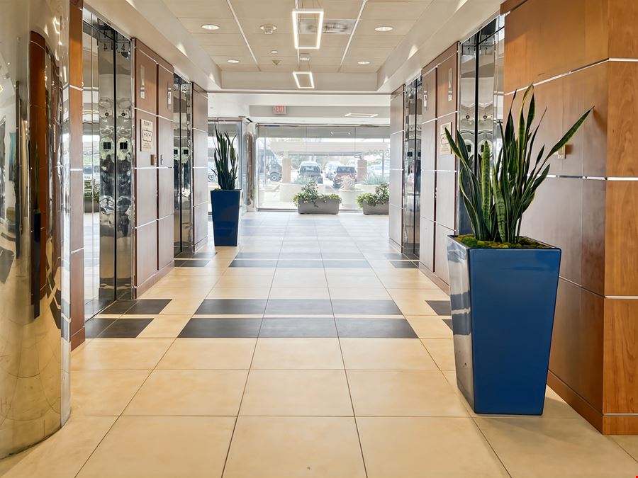 HQ - Irving - 5601 Executive Dr