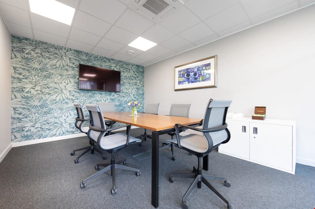 Landmark: Tottenham Court Road-Goodge St