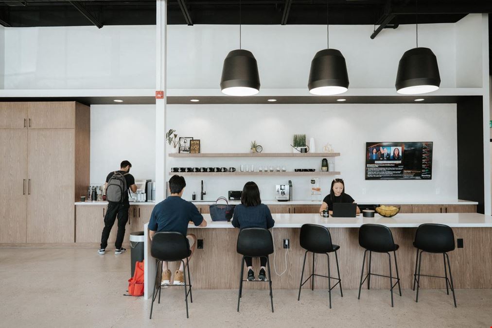 407 Iroquois Shore Rd