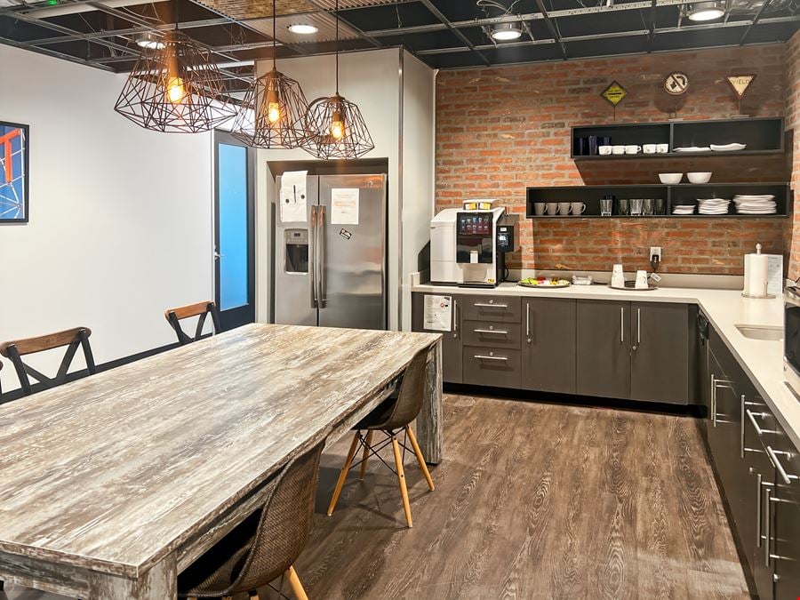 CA, Diamond Bar - Gateway Center