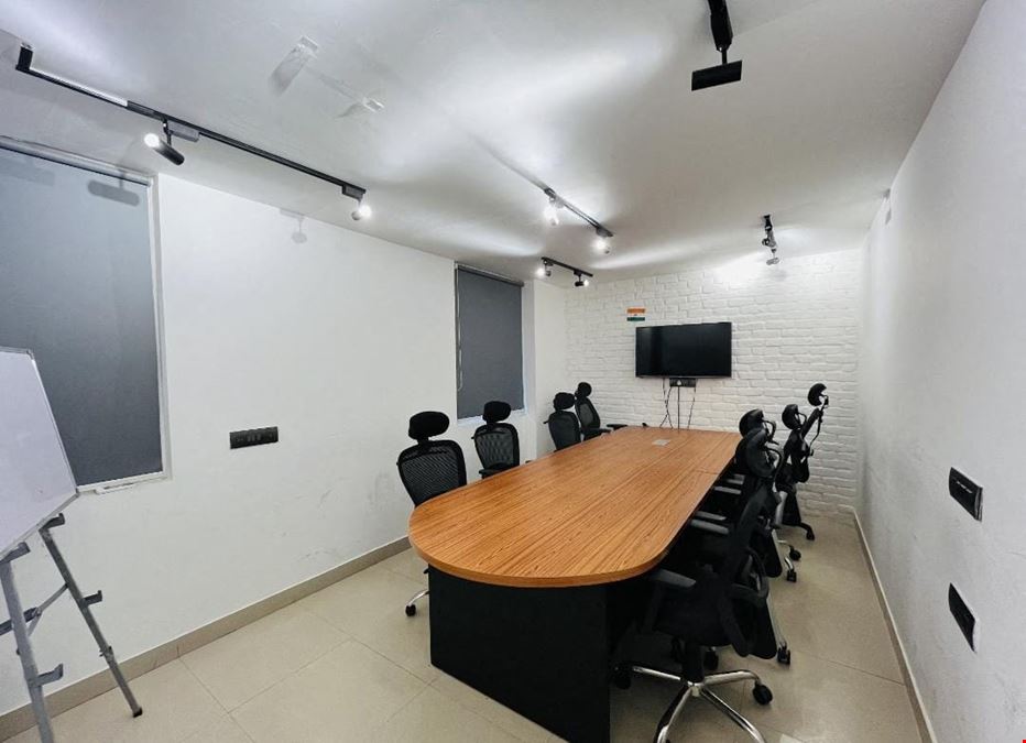 Suits Coworking Spaces - C Scheme