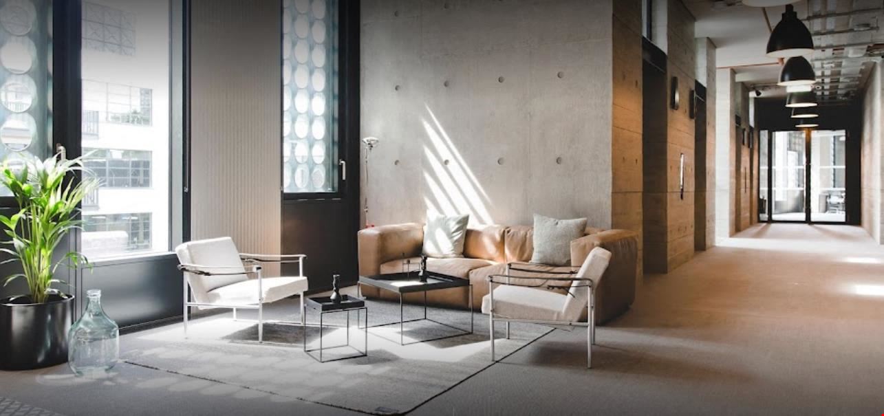 Fora - White Collar Factory