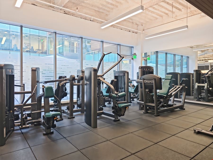 CA, San Diego - 770 First Avenue