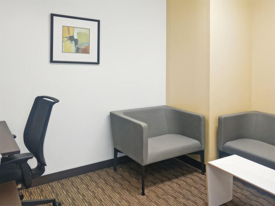 Regus - Toronto - Yonge & St Clair