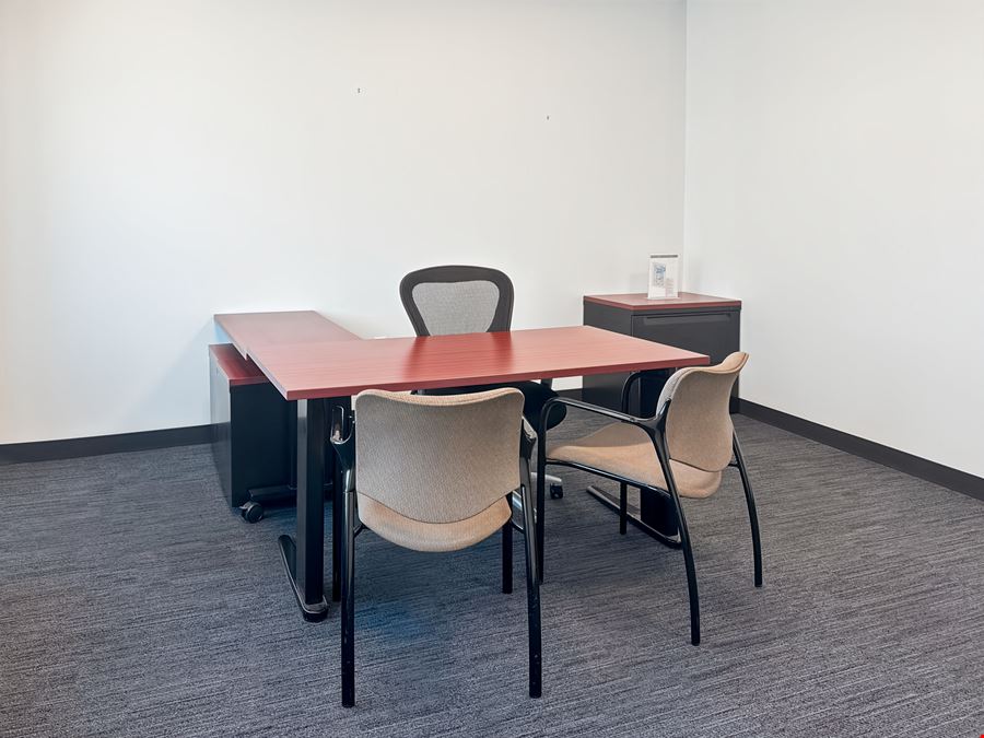 LA, New Orleans - Place St. Charles