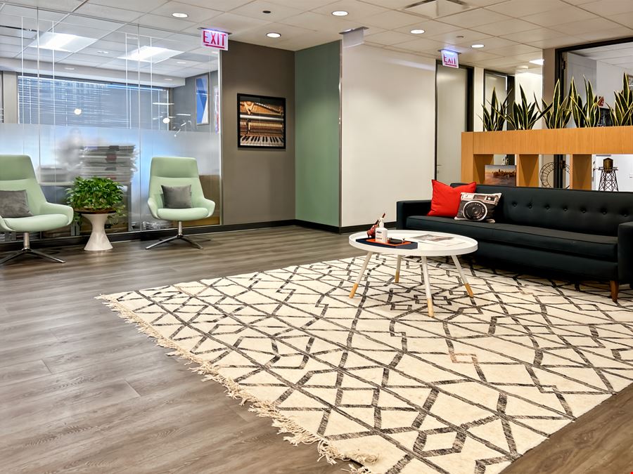 IL, Chicago - 401 North Michigan