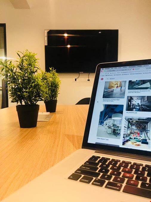 Workly - Nehru Place