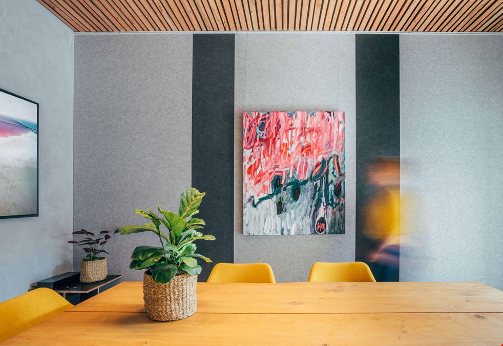 741-743 Lawrence Hargrave Drive