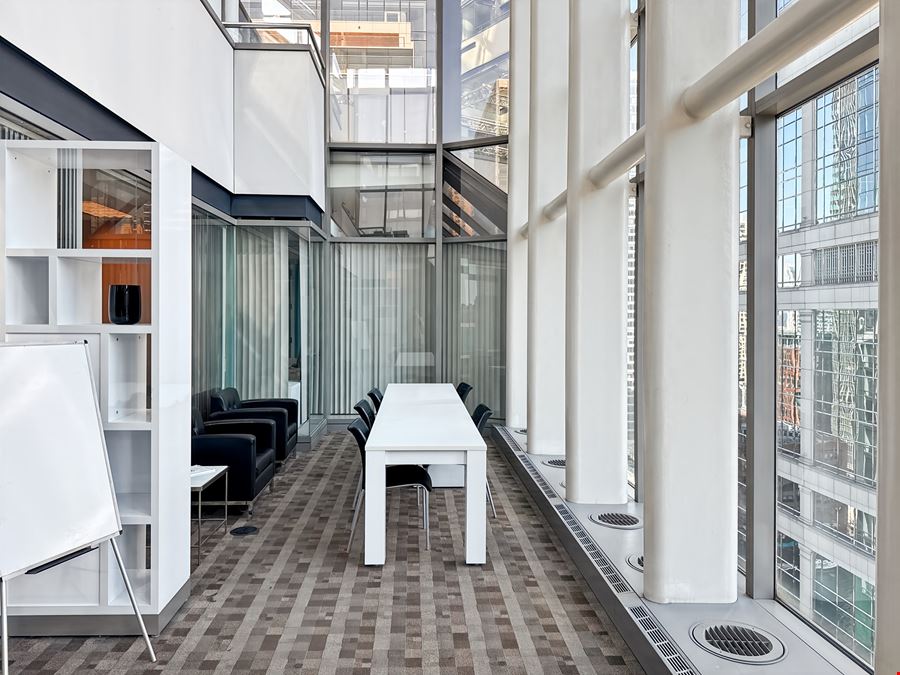 Regus - Chicago - North LaSalle