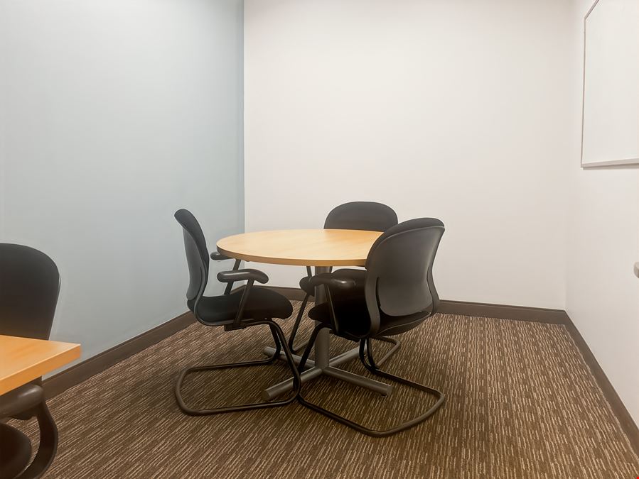 Regus - Burr Ridge - Village Center