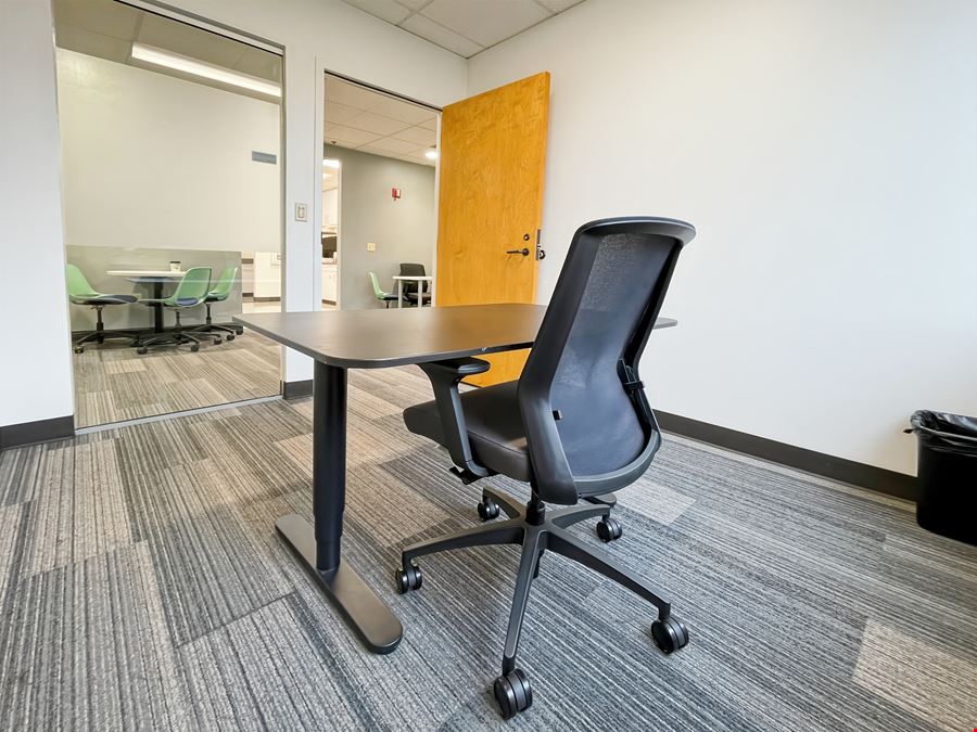 WA, Seattle - 5th Ave NE