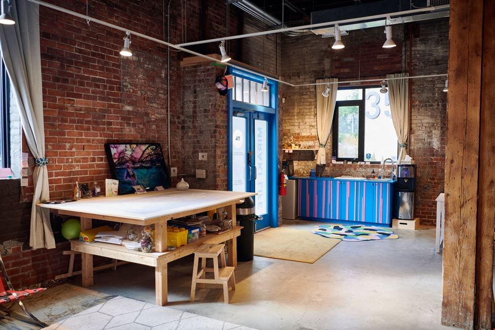 Creative Space Perfect for Off-Sites & Meetings