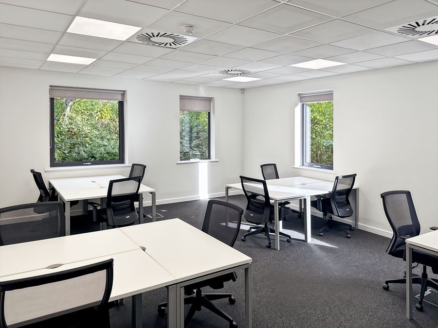 Regus - Taunton Courtenay House