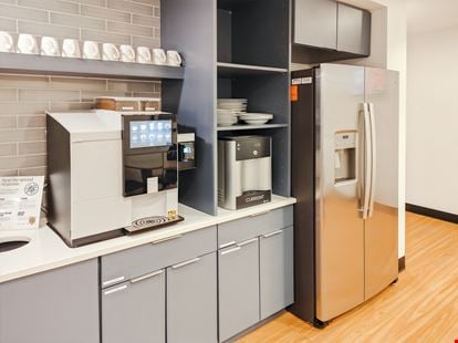 Regus - Kansas City - Crown
