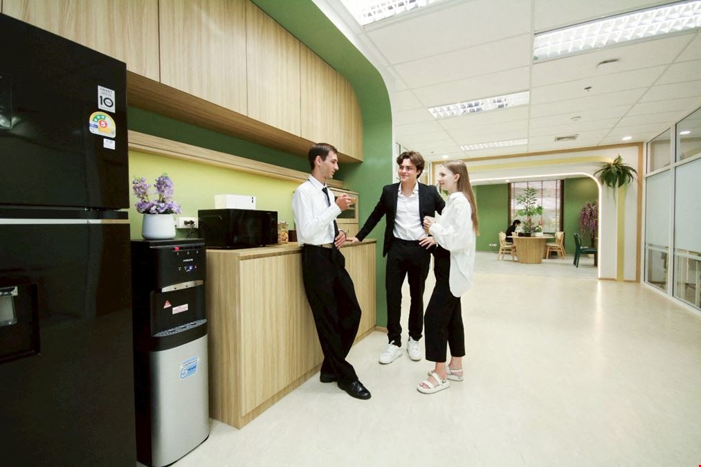 Emporium Tower 9th Fl.