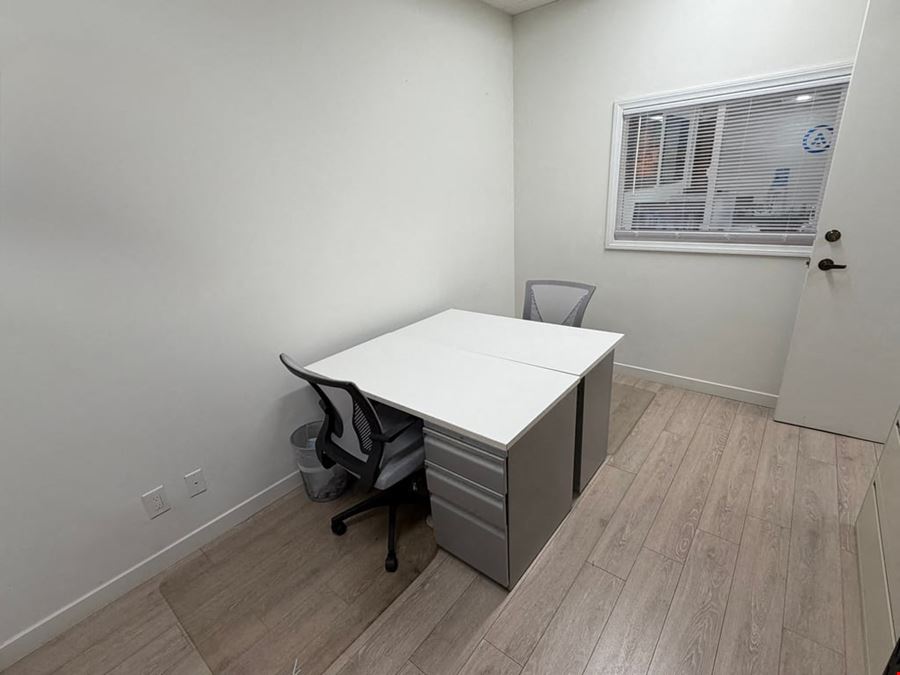 Casas Advisors