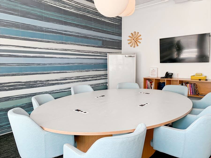 MD, Chevy Chase - Spaces Chase Tower