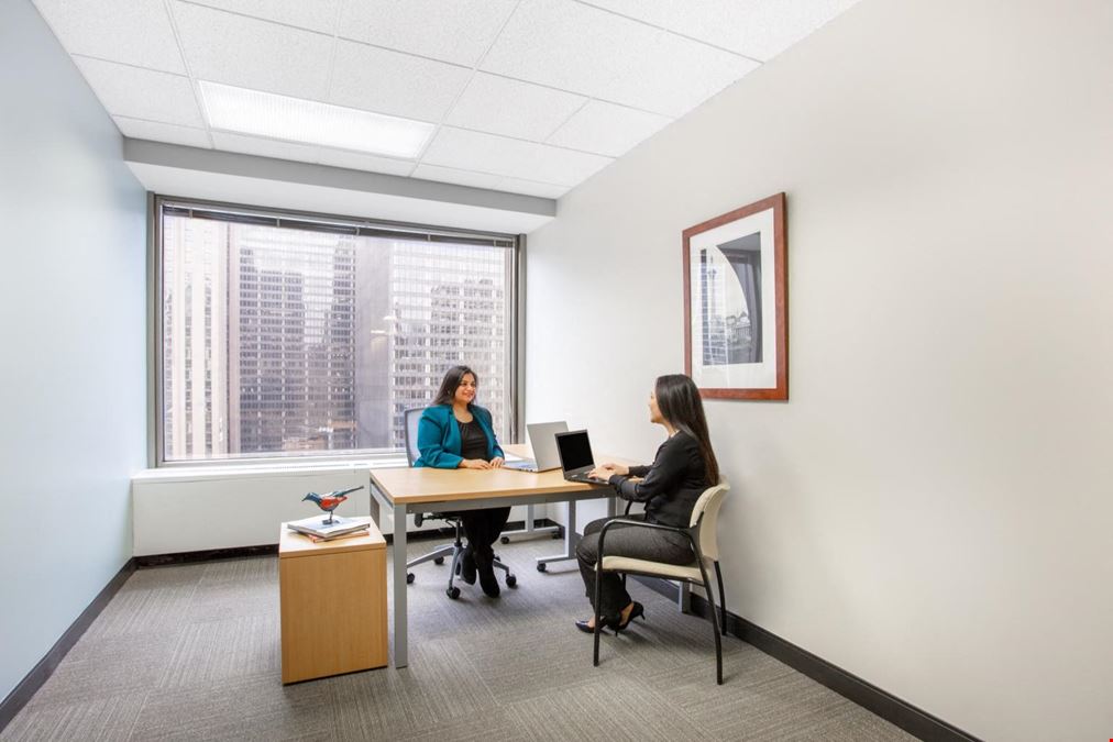 IL, Chicago - 401 North Michigan