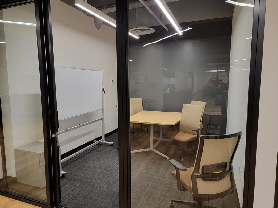 Huddle Room