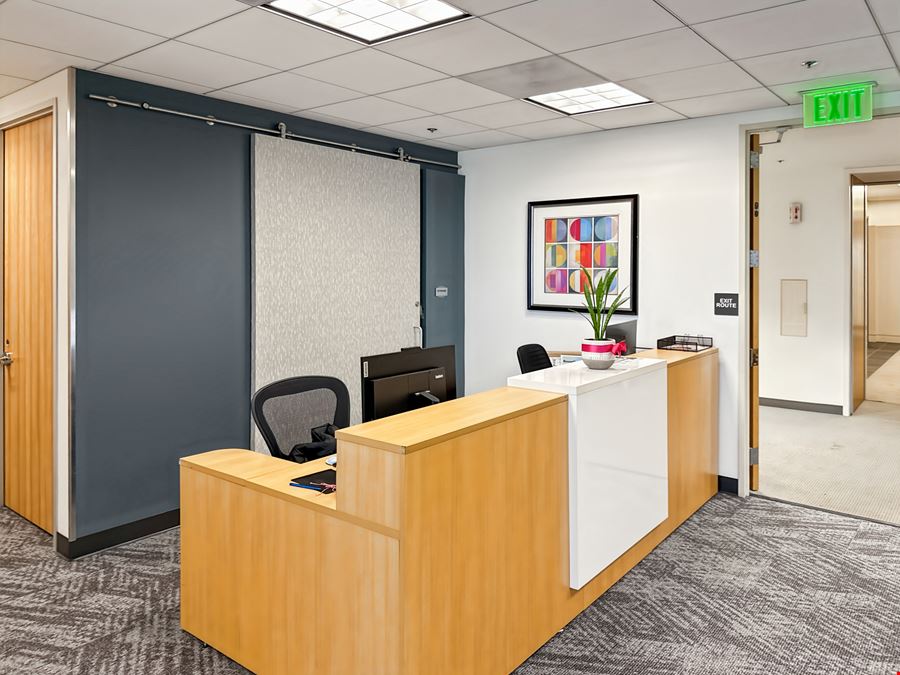 CA, Oakland - Lake Merritt