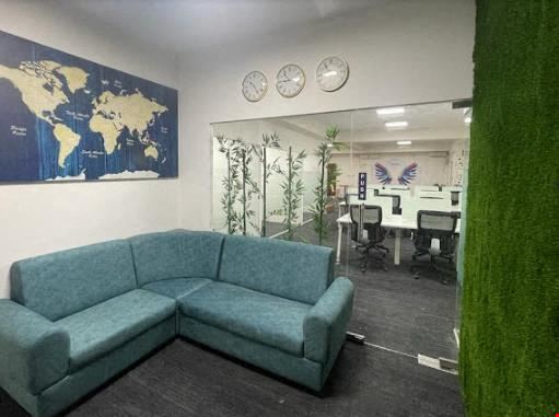 Hubstairs Cowork - Mini Forest