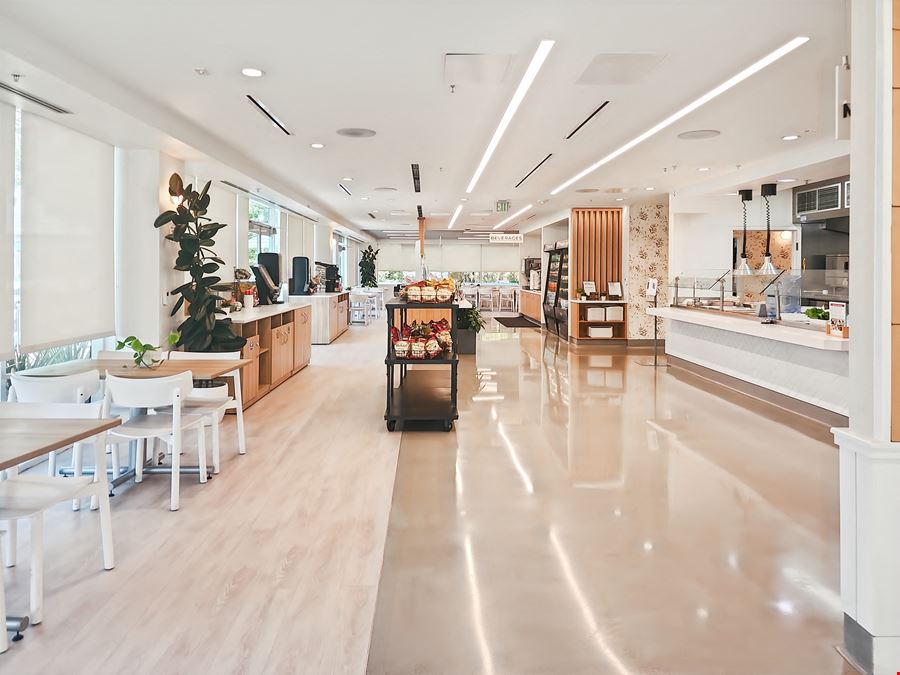 CA, Menlo Park - Commonwealth Dr