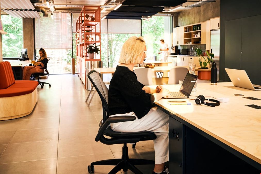 Plus X Innovation - Brighton