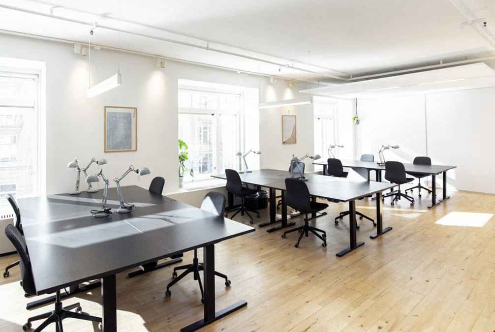 V74 Coworking Space