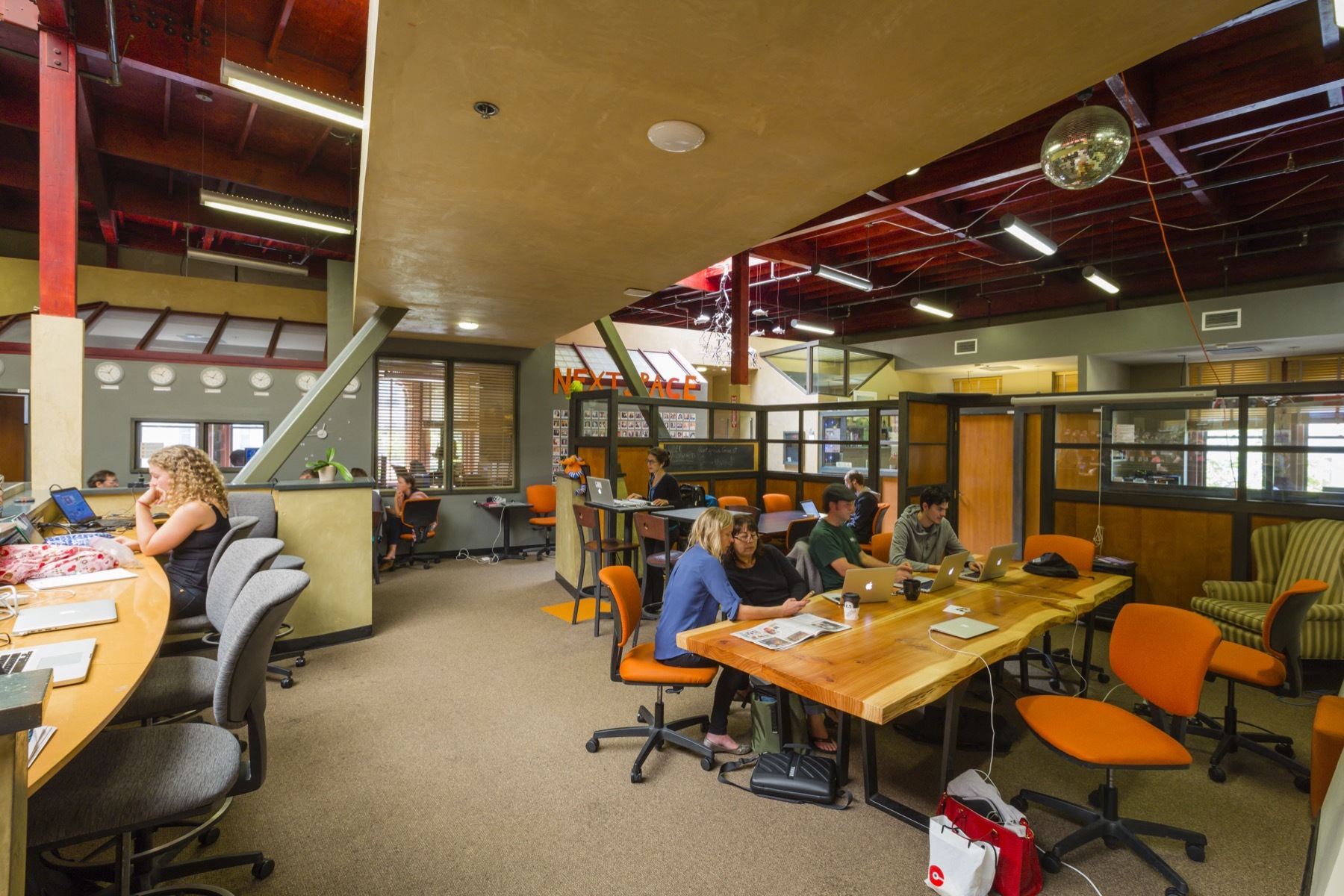 Open Desk Coworking