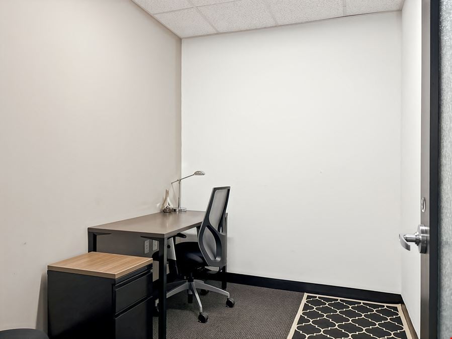 Regus - Boston - 101 Arch Street